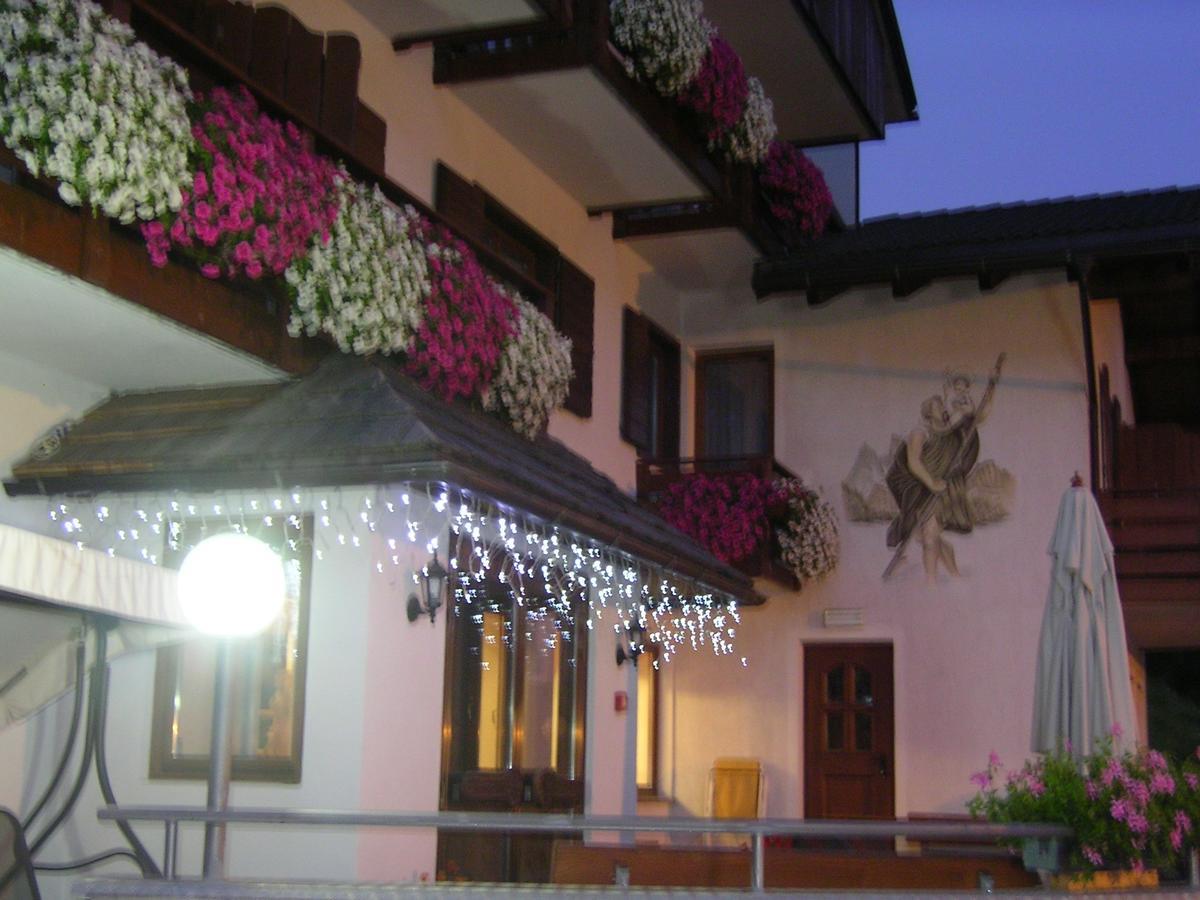 Hotel Garni Royal Arabba Exterior photo